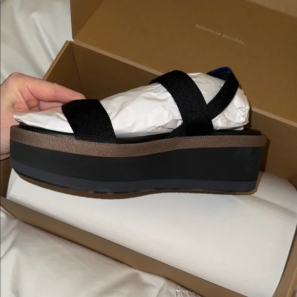 Rothy's Wedge Sandal in Pepper - Picture 7 of 13